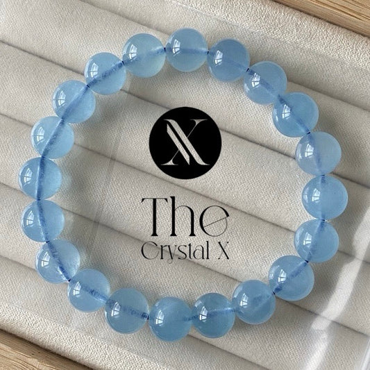 Icy Blue Aquamarine Gemstone Bracelet - 8mm Beads
